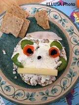 Food made into a face for fun plating